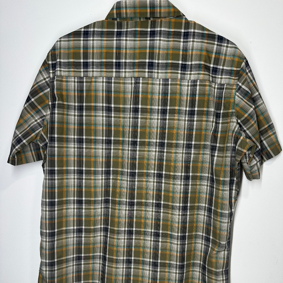 Kuhl Plaid Eluxur Button Down Short Sleeve Shirt Men's Size Medium - Picture 3 of 3